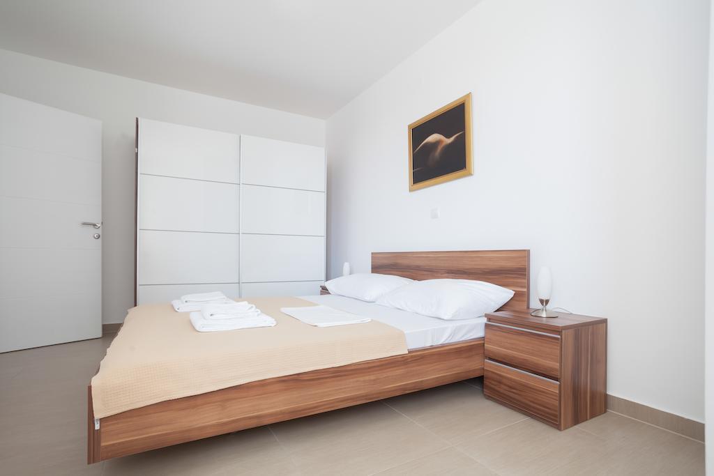 Apartments Lofiel โนวาลยา ภายนอก รูปภาพ