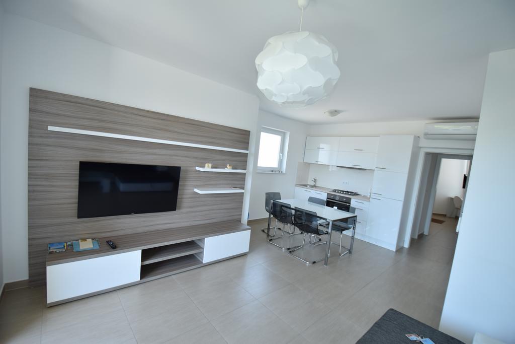 Apartments Lofiel โนวาลยา ภายนอก รูปภาพ